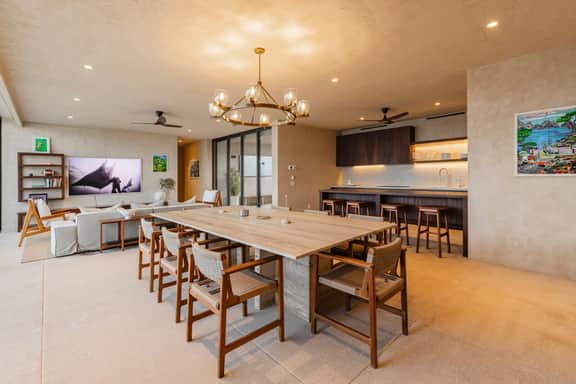 Beachfront Villa · Lighthouse · 11 Guests - Image 4