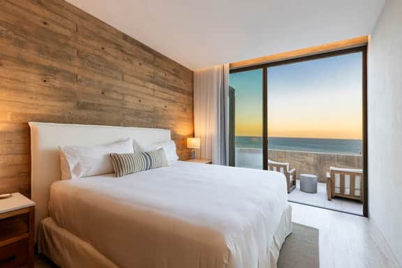 Condo w/Hot Tub • Infinity Pool • Gym • Ocean View - Image 2