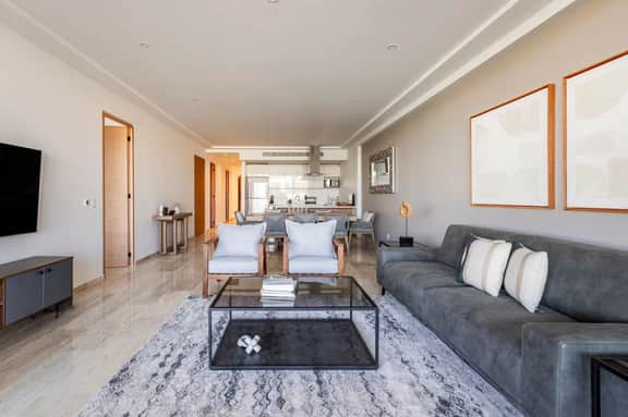 Mistiq • 6–8 Guests • Ocean View • Pool • WiFi - Image 2