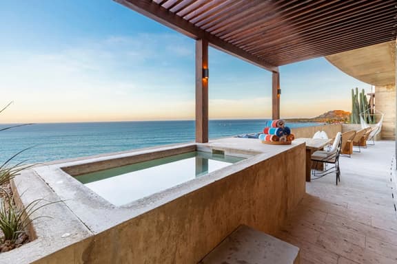 Cabo Escape w/ Infinity Pool & Hot Tub - Image 1