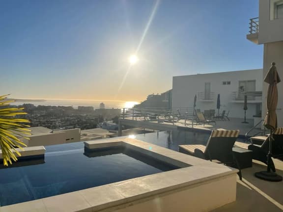 Ocean View 2BR Condo • Balcony • Kitchen • WiFi - Image 1